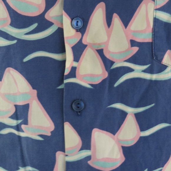 Vintatge Hawaiian Shirt - Pink and Blue Sailboats by Hilo Hattie - Men's XL - Picture 5 of 11